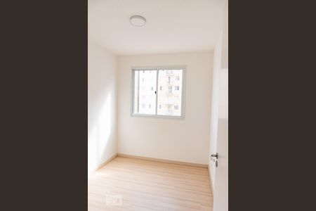Quarto 1 de apartamento para alugar com 2 quartos, 41m² em Jardim Sao Saverio, São Paulo
