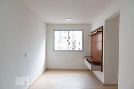Sala de apartamento para alugar com 2 quartos, 41m² em Jardim Sao Saverio, São Paulo