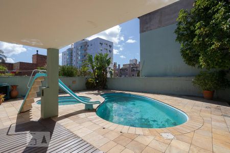 Casa à venda com 500m², 6 quartos e 6 vagas Casa à venda com 500m², 6 quartos e 6 vagasPiscina