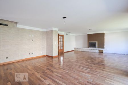 Sala 1 de casa à venda com 6 quartos, 500m² em Boa Vista, Porto Alegre