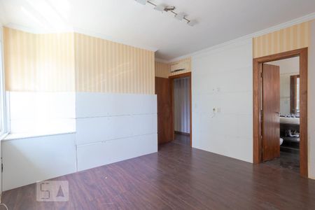 Casa à venda com 500m², 6 quartos e 6 vagas Casa à venda com 500m², 6 quartos e 6 vagasSuíte 4