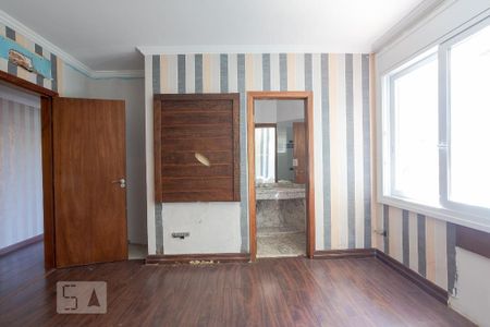 Casa à venda com 500m², 6 quartos e 6 vagas Casa à venda com 500m², 6 quartos e 6 vagasSuíte 2