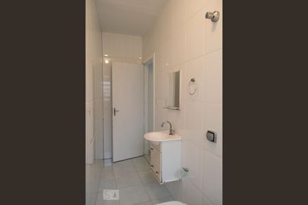 Casa para alugar com 120m², 3 quartos e 8 vagasBANHEIRO 2