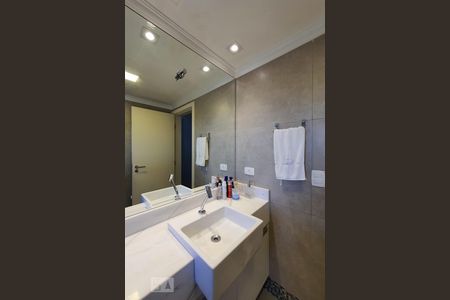Banheiro da suíte de apartamento à venda com 3 quartos, 106m² em Vila Clementino, São Paulo