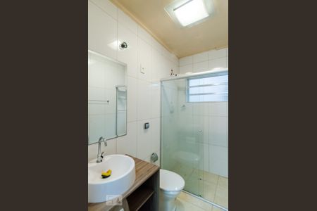 Banheiro de casa para alugar com 1 quarto, 50m² em Paulicéia, São Bernardo do Campo