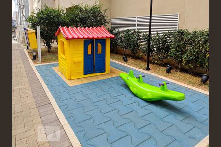 Apartamento para alugar com 40m², 2 quartos e sem vagaÁrea comum - Parquinho