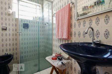 Casa à venda com 135m², 3 quartos e 2 vagas Casa à venda com 135m², 3 quartos e 2 vagasBanheiro