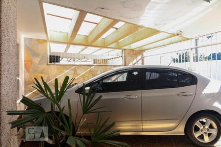 Casa à venda com 135m², 3 quartos e 2 vagas Casa à venda com 135m², 3 quartos e 2 vagasGaragem