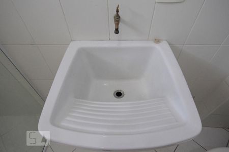 Banheiro de kitnet/studio à venda com 1 quarto, 26m² em Centro Histórico de São Paulo, São Paulo