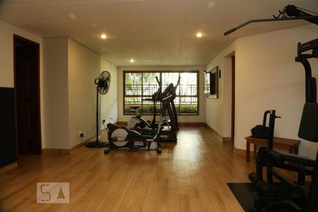 Apartamento à venda com 128m², 3 quartos e 3 vagasÁrea comum - Academia