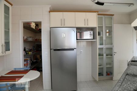 Apartamento à venda com 128m², 3 quartos e 3 vagasCozinha