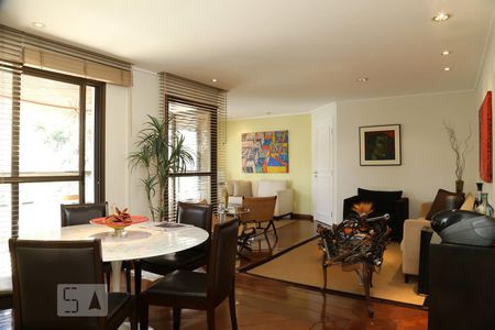 Sala de apartamento à venda com 3 quartos, 128m² em Paineiras do Morumbi, São Paulo