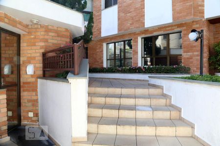 Apartamento à venda com 128m², 3 quartos e 3 vagasEntrada