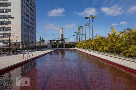 Apartamento à venda com 72m², 2 quartos e 1 vaga Apartamento à venda com 72m², 2 quartos e 1 vagaÁrea comum - Piscina