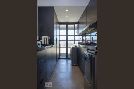 Apartamento à venda com 72m², 2 quartos e 1 vaga Apartamento à venda com 72m², 2 quartos e 1 vagaCozinha e Área de Serviço