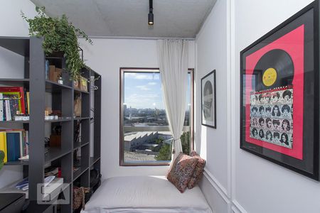 Apartamento à venda com 72m², 2 quartos e 1 vaga Apartamento à venda com 72m², 2 quartos e 1 vagaEscritório