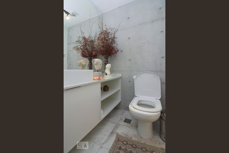 Apartamento à venda com 72m², 2 quartos e 1 vaga Apartamento à venda com 72m², 2 quartos e 1 vagaBanheiro Corredor