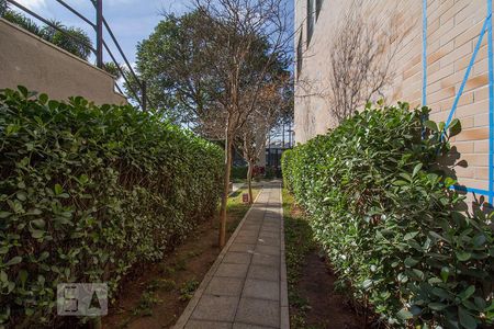 Apartamento à venda com 72m², 2 quartos e 1 vaga Apartamento à venda com 72m², 2 quartos e 1 vagaÁrea Comum - Paisagismo