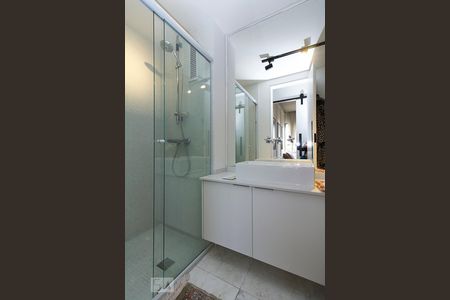 Apartamento à venda com 72m², 2 quartos e 1 vaga Apartamento à venda com 72m², 2 quartos e 1 vagaBanheiro Corredor