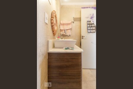 Banheiro de apartamento para alugar com 2 quartos, 71m² em Jardim Brasil (zona Sul), São Paulo