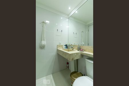 Apartamento à venda com 68m², 2 quartos e 1 vagaBanheiro 2