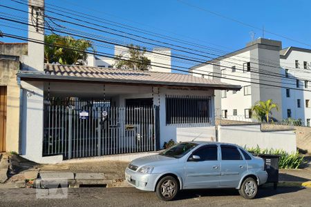 Apartamento para alugar com 62m², 2 quartos e 1 vaga Apartamento para alugar com 62m², 2 quartos e 1 vagaFachada