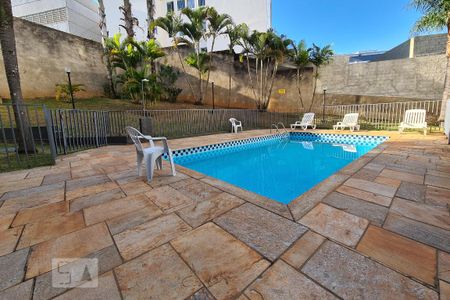 Apartamento para alugar com 62m², 2 quartos e 1 vaga Apartamento para alugar com 62m², 2 quartos e 1 vagaÁrea comum - Piscina