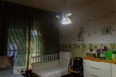 Casa à venda com 415m², 4 quartos e 4 vagas Casa à venda com 415m², 4 quartos e 4 vagasQuarto 1