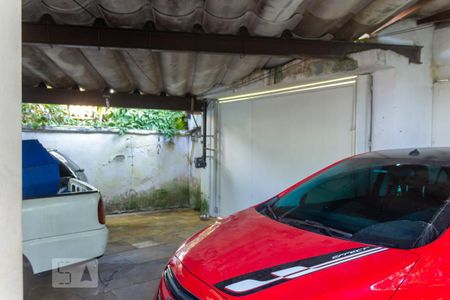 Casa à venda com 415m², 4 quartos e 4 vagas Casa à venda com 415m², 4 quartos e 4 vagasGaragem