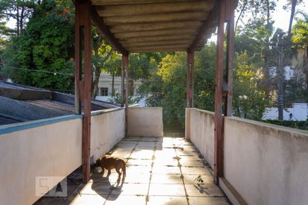 Casa à venda com 415m², 4 quartos e 4 vagas Casa à venda com 415m², 4 quartos e 4 vagasÁrea Externa