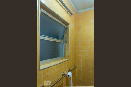 Casa à venda com 415m², 4 quartos e 4 vagas Casa à venda com 415m², 4 quartos e 4 vagasLavabo Sala 2