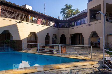 Casa à venda com 415m², 4 quartos e 4 vagas Casa à venda com 415m², 4 quartos e 4 vagasÁrea Externa