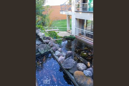 Casa à venda com 415m², 4 quartos e 4 vagas Casa à venda com 415m², 4 quartos e 4 vagasÁrea Externa