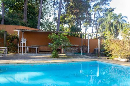 Casa à venda com 415m², 4 quartos e 4 vagas Casa à venda com 415m², 4 quartos e 4 vagasÁrea Externa