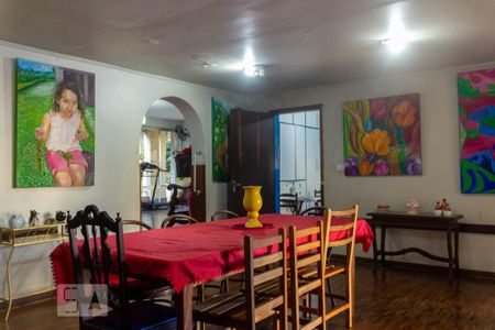 Casa à venda com 415m², 4 quartos e 4 vagas Casa à venda com 415m², 4 quartos e 4 vagasSala 2