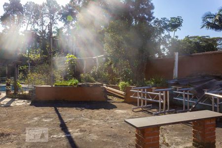 Casa à venda com 415m², 4 quartos e 4 vagas Casa à venda com 415m², 4 quartos e 4 vagasÁrea Externa