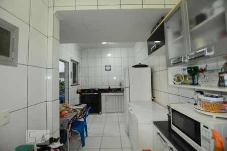 Apartamento para alugar com 72m², 2 quartos e sem vagaCozinha