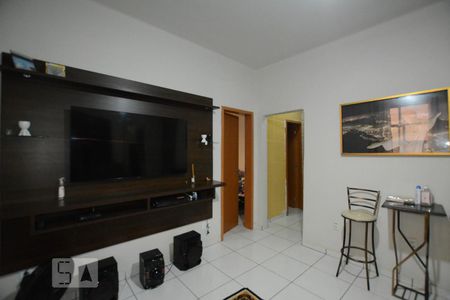 Sala de apartamento para alugar com 2 quartos, 72m² em Penha, Rio de Janeiro