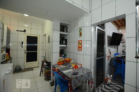 Apartamento para alugar com 72m², 2 quartos e sem vagaCozinha