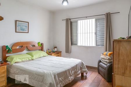 Suíte de casa à venda com 5 quartos, 300m² em Vila Ipojuca, São Paulo