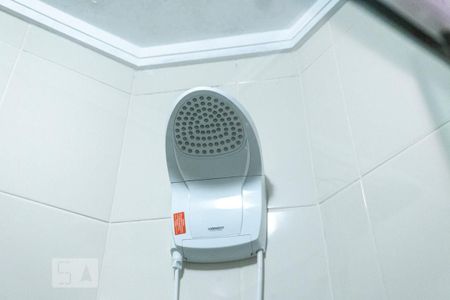 Casa à venda com 200m², 3 quartos e 4 vagasChuveiro