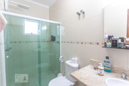 Casa à venda com 200m², 3 quartos e 4 vagasBanheiro suíte