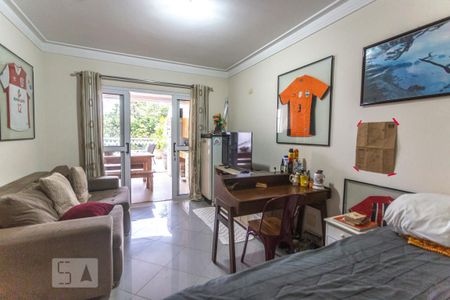 Casa à venda com 200m², 3 quartos e 4 vagasComôdo superior