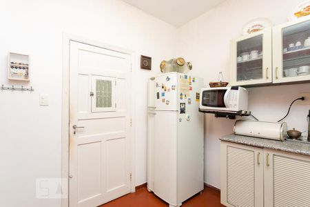 Casa à venda com 195m², 4 quartos e 2 vagasCozinha