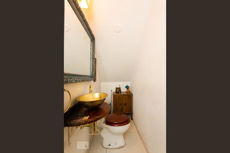 Casa à venda com 195m², 4 quartos e 2 vagasLavabo