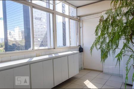 Apartamento à venda com 167m², 3 quartos e 1 vagaÁrea de Serviço
