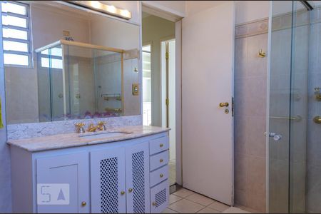 Apartamento à venda com 167m², 3 quartos e 1 vagaBanheiro 2