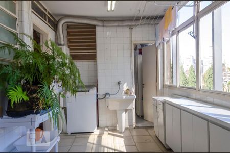 Apartamento à venda com 167m², 3 quartos e 1 vagaÁrea de Serviço