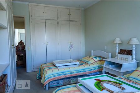 Apartamento à venda com 167m², 3 quartos e 1 vagaQuarto 3