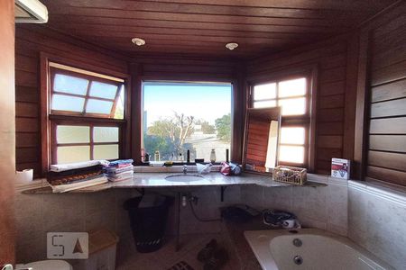 Casa à venda com 162m², 3 quartos e 3 vagas Casa à venda com 162m², 3 quartos e 3 vagasBanheiro Suíte